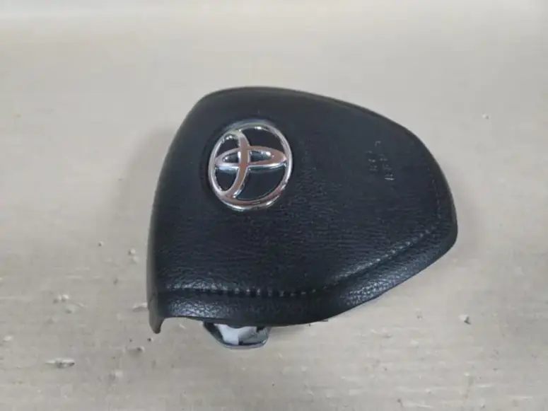 Подушка безопасности в руль Toyota RAV4 40 XA40 разъём пирозаряда