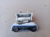 Задняя петля багажника Lexus RX 4 (2015-2022) OEM 6881048170 б/у фронтальный ракурс