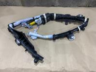 Правая шторка безопасности Toyota Camry 70 XV70 2017-2023 оригинал OEM 73220-0W090 передний ракурс