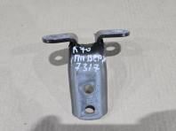 Петля двери верхняя передняя правая Toyota Camry 70 XV70 68610-06180 общий вид