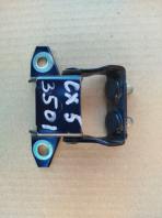 Петля крышки багажника Mazda CX-5 1 KE 2015-2017 C51362210A задняя