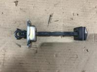 Ограничитель двери Honda CRV 4 RM 2012-2018 передний левый OEM 82630-T0A-A11 крупным планом