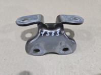 Петля двери нижняя Toyota Camry 70 XV70 2017-2023 правая OEM 68630-06010 на фоне упаковки