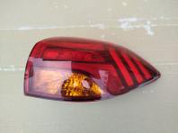 Фонарь в крыло задний правый Хендай Туссан TL 2018-2021 OEM 92402-D3610 на фоне верстака