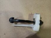Ограничитель двери задний правый Lexus NX 2014-2021 OEM 68630-78010 на кузов AYZ10L общий вид