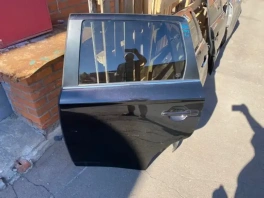 Задняя левая дверь Mitsubishi Outlander 3 GF 2012-2015 OEM 5730B389 вид снаружи