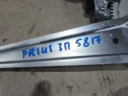 Стеклоподъемный механизм Toyota Prius 4 XW50 задний правый оригинальный общий вид