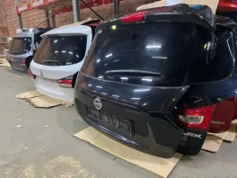 Крышка багажника Nissan Juke F15 2020- K0100BV8AA общий вид