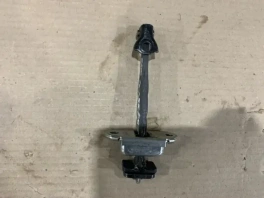 Ограничитель двери Toyota Corolla E210 передний левый, OEM 68630-02120, на складе