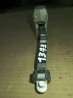 Ограничитель двери правый Toyota Camry 70 XV70 68610-33132