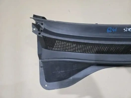 Жабо Kia Sorento Prime UM 2014-2020 OEM 868163X000 снятое с автомобиля детальное фото