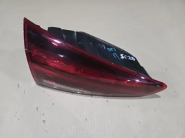 Фонарь левый в крышку багажника Hyundai Tucson TL OEM 92404D3100 общий вид