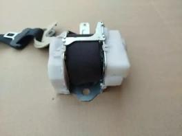 Передний правый ремень безопасности Lexus NX 2014-2017 (код 7321078010) общий вид