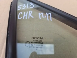 Форточка двери toyota c-hr  2020- перед. прав.