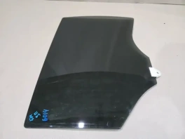 Стекло заднее правое Mazda 3 2013-2019 OEM BBM1-28-710B на складе