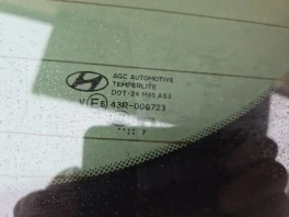 Стекло багажника Хендай Туссан TL 87110-D3020 отличное состояние