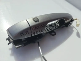 оригинальная передняя правая ручка mitsubishi eclipse cross gk 2020- oem 5716a640