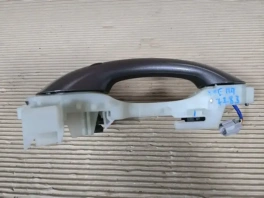 Оригинал ручки двери передней правой Hyundai Santa Fe 4 TM c OEM 82650S1100