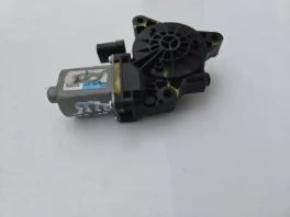 Мотор стеклоподъемника kia sportage ql 2015-2021 задн. лев.
