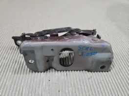 Петля капота левая Kia Sorento Prime UM OEM 79210-C2000 на складе
