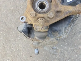 Поворотный кулак правый для Toyota Corolla Cross 43420-0R130 общий вид