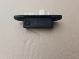 Кнопка открывания багажника toyota rav4 50 xa50 2018- задн. 