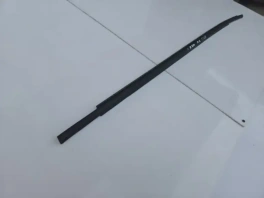 Бархотка двери Toyota Corolla E210 OEM 75720-02490 общий план спереди