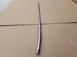 Оригинальная бархотка правой задней двери Hyundai Tucson TL 2015-2021 OEM 83220-D3010 спереди