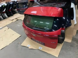 Крышка багажника Kia Sportage QL 2018-2021 OEM 73700-D9090 общий вид