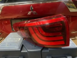 Оригинальный задний левый фонарь в крыло Kia Sportage QL 92401-D9110