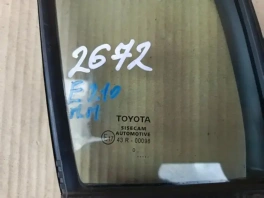 Передняя правая форточка двери Toyota Corolla E210 OEM 68125-02020 общий вид