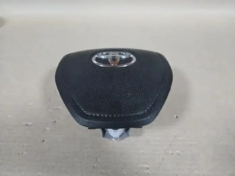 Подушка безопасности в руль toyota rav4 40 xa40 2012-2019  