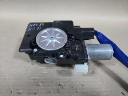 Замок багажника Toyota RAV4 50 XA50 2018- 69050-42040 общий вид