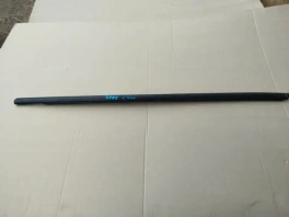 Бархотка двери левая Hyundai Tucson TL OEM 82210-D3001 крупным планом