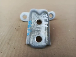Петля двери верхняя передняя левая Kia Proceed CD OEM 79310-2V000 — общий вид детали