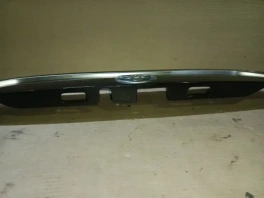 Оригинальная накладка багажника Toyota RAV4 50 XA50 76801-42260 общий вид детали