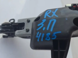 Задняя правая ручка двери Lexus RX 4 OEM 69210-48140 — лицевая сторона