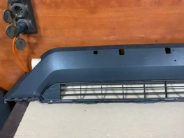 Оригинальная решетка в бампер Toyota RAV4 50 XA50 OEM 53101-0R130 общий вид
