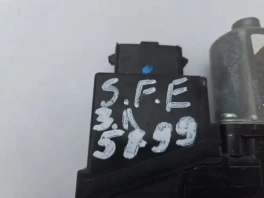 Мотор стеклоподъемника задний левый Хендэ Санта Фе 4 TM OEM 83480-BW550 — общий вид