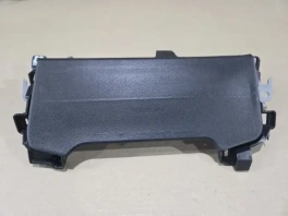 Подушка безопасности в колени Toyota Corolla E210 седан 73920-02201 общий вид