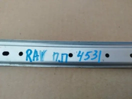 Стеклоподъемник передний правый Toyota RAV4 50 XA50 2018 б/у OEM: 69801-42070