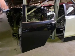 Задняя левая дверь Lexus GS 4 2015-2020 OEM 67004-30650 подготовка к отправке