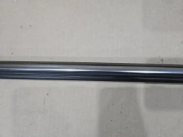 Бархотка двери Toyota C-HR 2016-2023 передняя левая OEM 68151-F4020 — ракурс спереди в упаковке