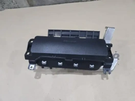 Подушка безопасности в колени Lexus NX AYZ10L OEM 7394030020, общий вид