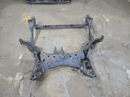 Оригинальный подрамник Mazda 3 BM B3Y0-34-010B с авторазбора