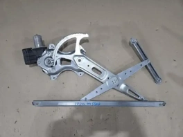 Стеклоподъемник левый передний Toyota Prius 4 XW50 2015-2023 85710-47050 очищенный и готовый к отправке