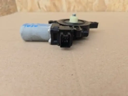 Оригинальный мотор стеклоподъемника Mazda 6 GJ задний левый OEM D651-59-58XB общий вид