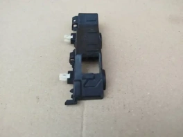 Кронштейн крыла Хёндэ Туссан TL правый б/у OEM 86514-D3000 — деталь на складе
