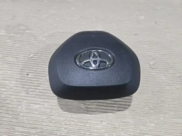Подушка безопасности в руль toyota rav4 50 xa50 2018-  