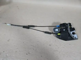 Замок задней левой двери Toyota Corolla E210 (код 69770-02372) б/у
